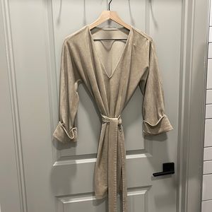 Light beige suede dress with tie